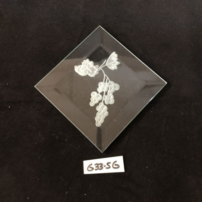 CFG33G -Engraved 3" Square Bevel Grapes