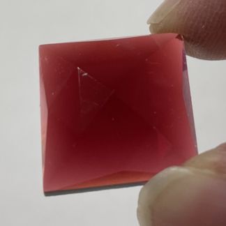 Faceted Square 18mm Jewel - Cranberry FQ18-340