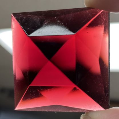 Faceted Square 40mm Jewel - Cranberry FQ40-340