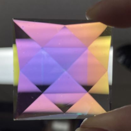 Dichroic Square 40mm Jewel RQ40-01