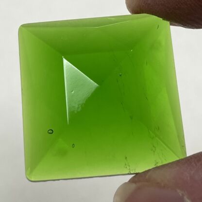 Faceted Square 30mm Jewel - Green FQ30-03