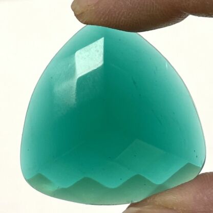 Faceted 35mm Rounded Triangle Jewel TRI35-312